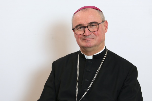 biskup Szymon stuakowski